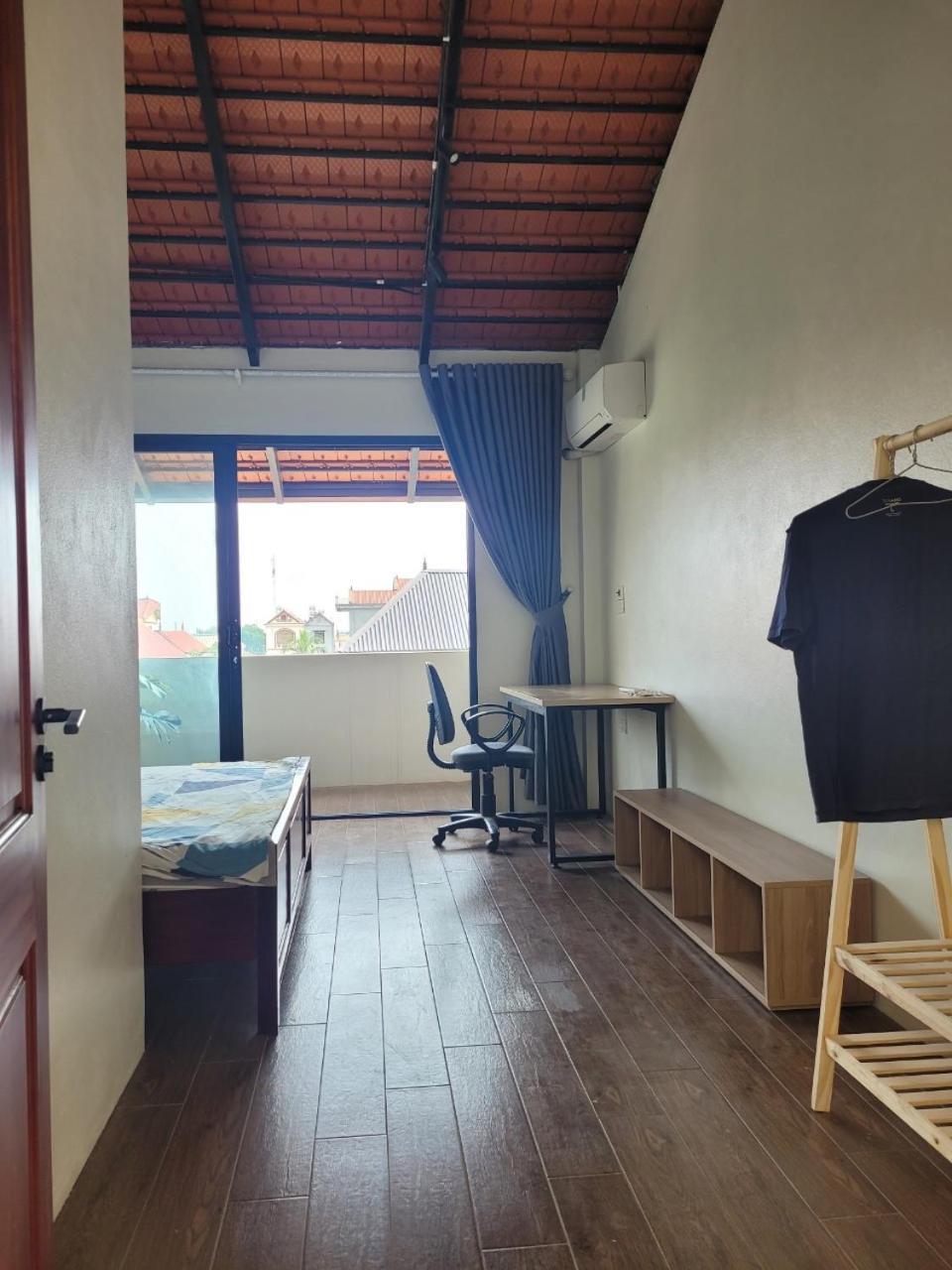 Noi Bai Flight Path Homestay Hanoi Exterior photo
